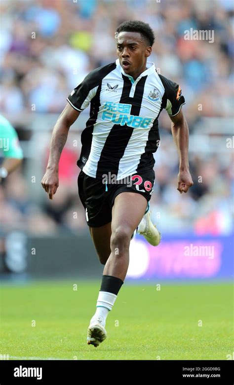 JOE WILLOCK, NEWCASTLE UNITED FC, 2021 Stock Photo - Alamy