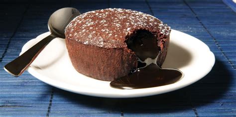 Domino's Pizza Malaysia Is Offering Chocolate Lava Cake For Only RM 2 ...