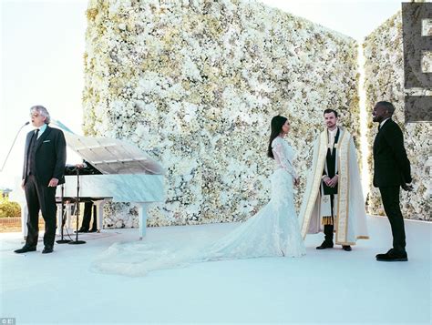 Kim Kardashian and Kanye West seranaded by Andrea Bocelli at their wedding | Daily Mail Online