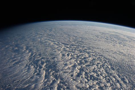 Recent pattern of cloud cover may have masked some global warming | Ars ...