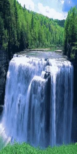 Waterfalls Animated GIF - Waterfalls Animated - Descobrir e ...