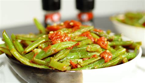 Sauteed Green Beans Recipe With Diced Tomatoes | Recipe | Sauteed green bean recipes, Green ...