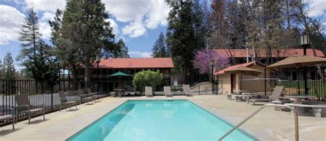 Book Yosemite Westgate Lodge (Groveland (CA)) - 2019 PRICES FROM A$205!