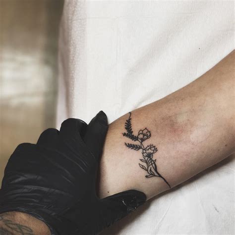 95+ Best Simple Tattoos Designs & Meanings — [Trends of 2019]