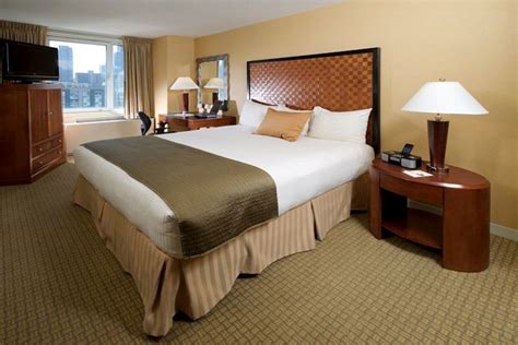 Skyline Hotel: New York Hotels Review - 10Best Experts and Tourist Reviews