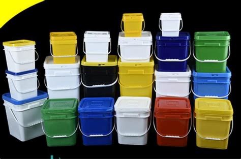 Square Black Plastic Buckets With Lids - QM Packaging