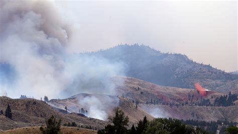 1 dead as Washington wildfires continue to grow