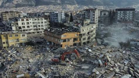 EU to help rebuild Turkey after earthquake