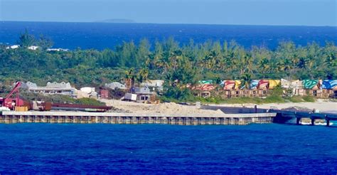 Construction photos of Disney Lookout Cay at Lighthouse Point