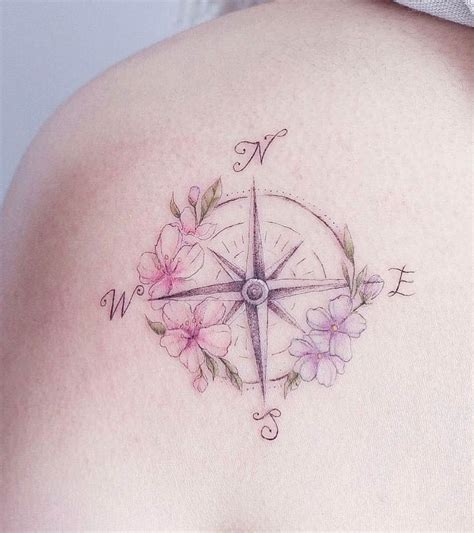 20+ Unique Compass Rose Tattoo Ideas