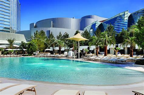 Aria Resort & Casino Pool: Pictures & Reviews - Tripadvisor