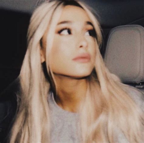 Ariana Grande Goes Blonde: Everything You Need To Know | Short ...