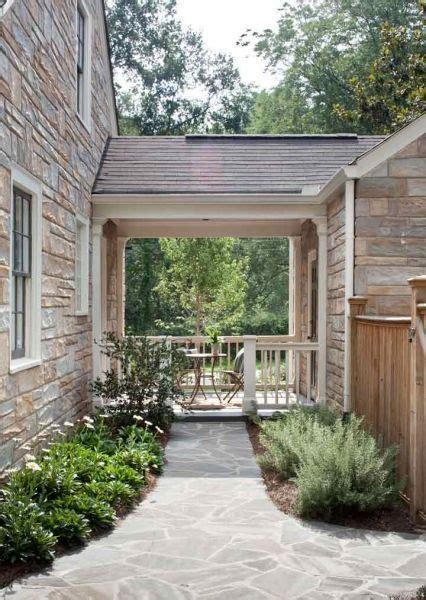 Find more ideas: Backyard Detached Garage With Apartment Farmhouse ...