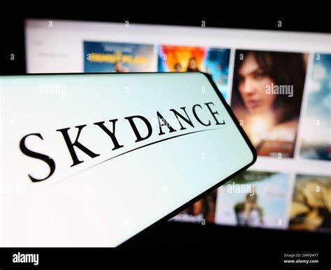 Skydance logo hi-res stock photography and images - Alamy