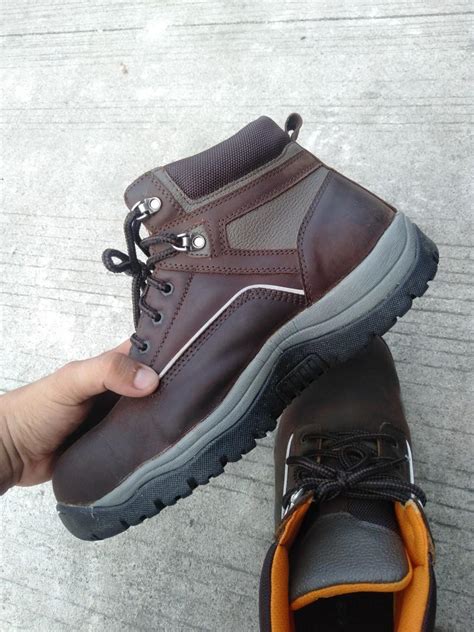 Highlander Safety Shoes, Men's Fashion, Footwear, Boots on Carousell