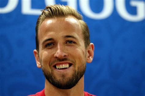 England captain Harry Kane eyes Tunisia treble after Ronaldo World Cup ...