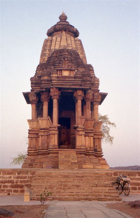 Khajuraho temple | Khajuraho, Madhya Pradesh, India. | Ryan | Flickr