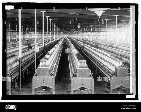 Old cotton mills manchester hi-res stock photography and images - Alamy