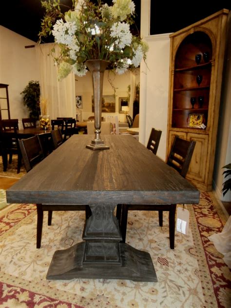 Restoration Hardware Dining Table - Loading | Restoration hardware dining room, Rectangular ...