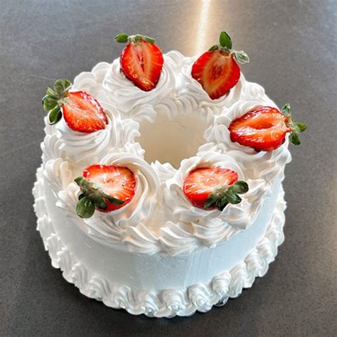 Angel Food CakeIced - We Create Delicious Memories - Oakmont Bakery