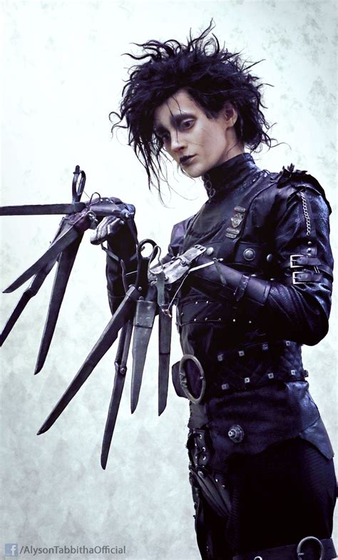 Edward Scissorhands Cosplay | Edward scissorhands, Best cosplay, Cosplay