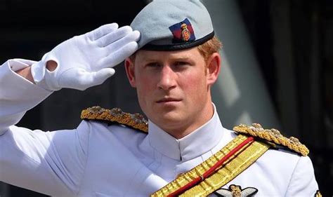 Prince Harry drops Army combat role to start new desk job | Royal ...