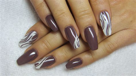 Beautiful Brown And White Nail Designs | The FSHN