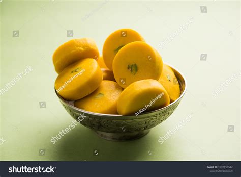 Kesar Pedha Peda Indian Traditional Sweet Stock Photo 1092156542 | Shutterstock