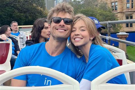 Sydney Sweeney Smiles with Costar Glen Powell in Australia While Making ...