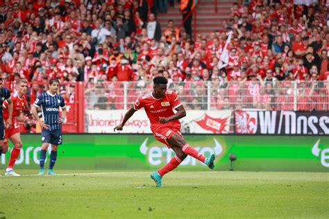 Taiwo Awoniyi net brace, seal Europa league spot for Union Berlin