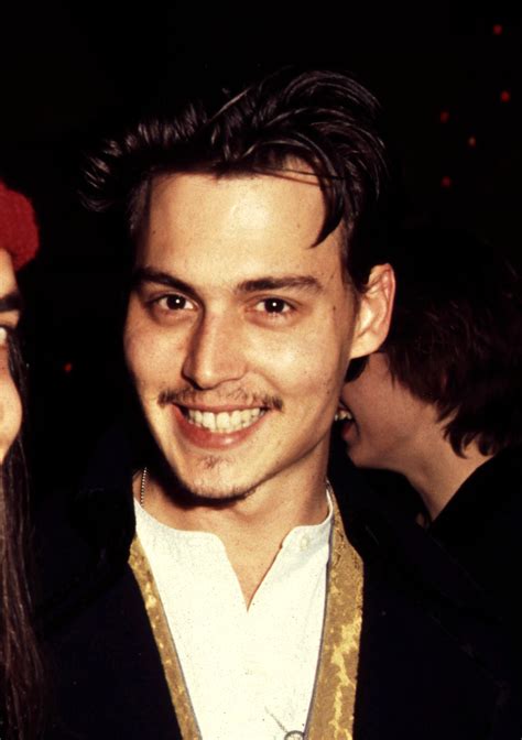 Johnny Depp 1990 - Johnny Depp & Winona Ryder, 1990 : OldSchoolCool ...