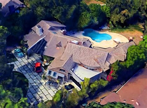 Logan Paul House: The Encino Estate - Urban Splatter