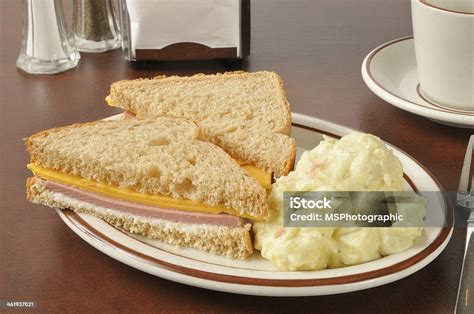 Baloney And Cheese Sandwich Stock Photo - Download Image Now - Baloney ...