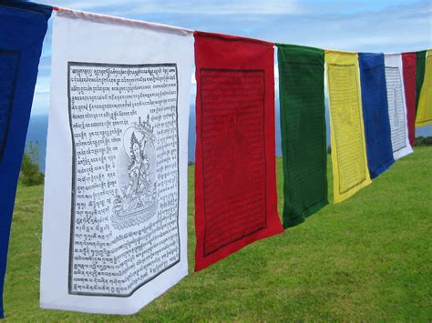 Tibetan Prayer Flags, string of 25 large flag in high grade cotton ...