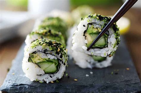 Vegetable Sushi Roll: Calories & Nutrition Facts (Chart)