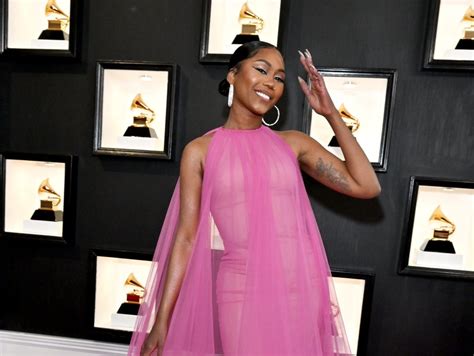 Muni Long On Grammy Win After Being Told 'Nobody Wanted To See A Tall ...