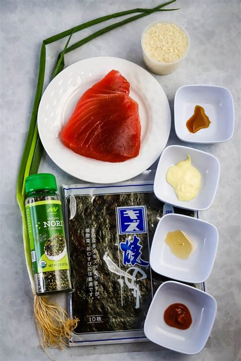 The Perfect Spicy Tuna Sushi Recipe - Keeping It Relle