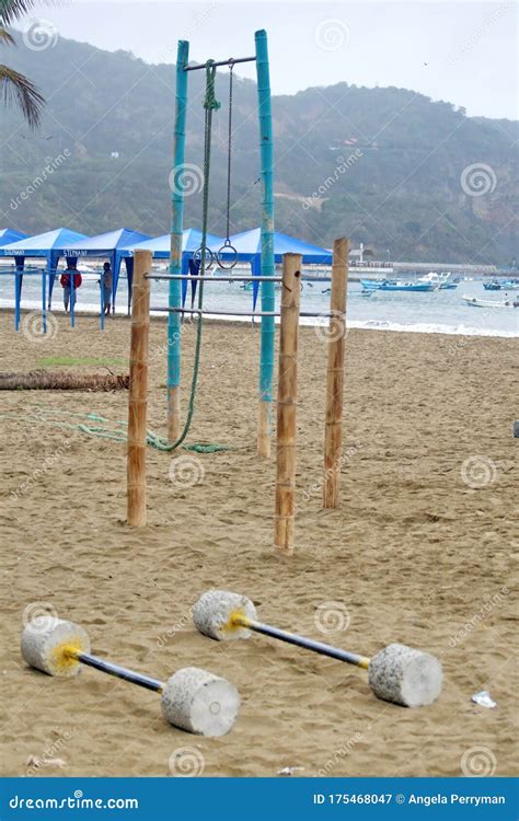 Work Out Equipment on the Beach Stock Image - Image of equipment, weights: 175468047