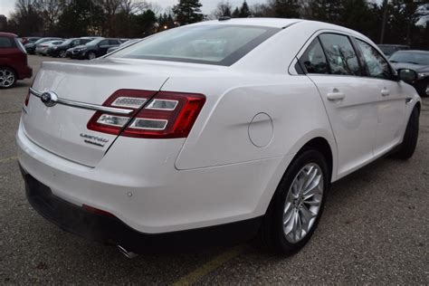 2018 Ford Taurus LIMITED-EDITION – ARIZONA AUCTION DEALERSHIP