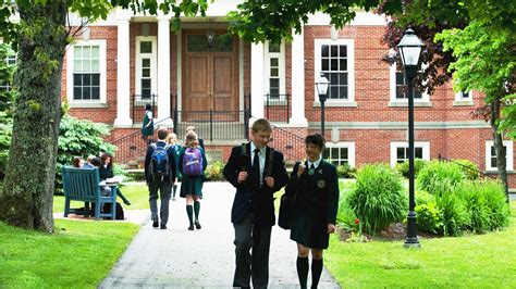 5 Of Canada's Best Private High Schools | HuffPost Life