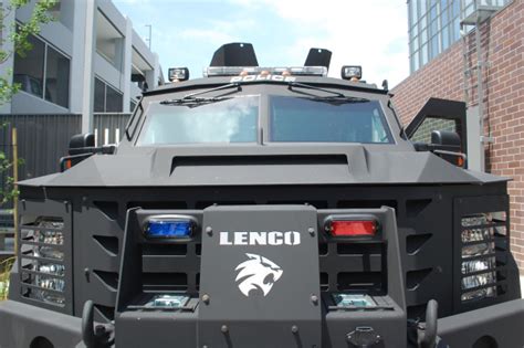 O.C. SWAT team rolls out armored BearCat – Orange County Register