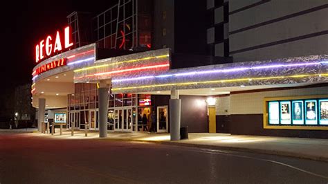 Movie Theater «Regal Cinemas Warrington Crossing 22 & IMAX», reviews and photos, 140 Easton Rd ...