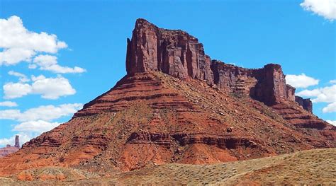 mesas chimney rock - Google Search | Monument valley, Natural landmarks, Monument