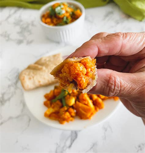 Aloo Gobi - Pakistani Cauliflower and Potato Curry