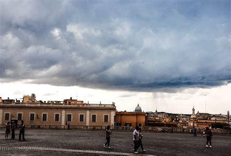 Piazza San Pietro by CameraObscura7387 on DeviantArt