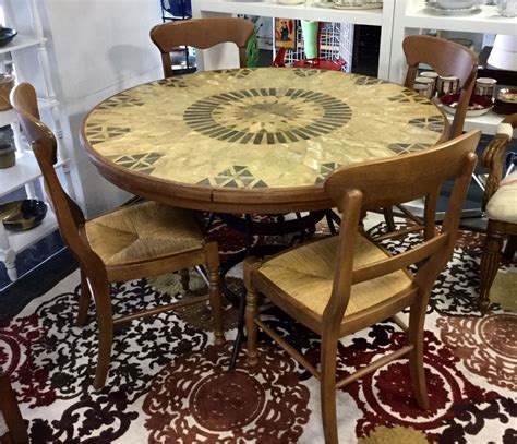 Distressed Tiletop Round Dining Table w/Rush Seat Chairs