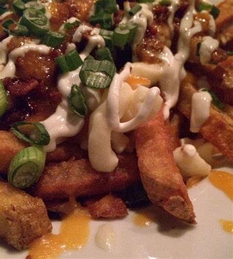 Poutine From McKibbin's Irish Pub (Poutine Week) / アイリッシュパブ McKibbin's ...