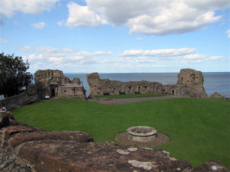 St Andrews Castle - Cludgie - Photos 'n Stuff