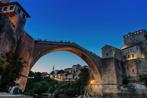 The Ultimate Guide to Mostar’s Old Bridge: Bridge Jumping, Legends, and Ghosts of War | Bizarre ...