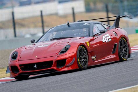 Μια Ferrari 599XX Evo για $1.6 - και τα θύματα του σεισμού ...